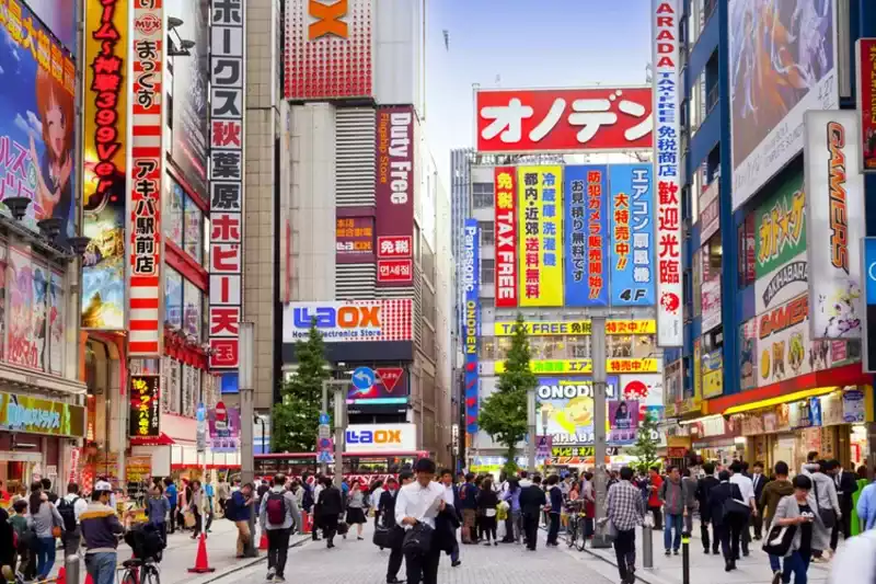 Chuo-Dori Caddesinde Fotoğraf Çekimi