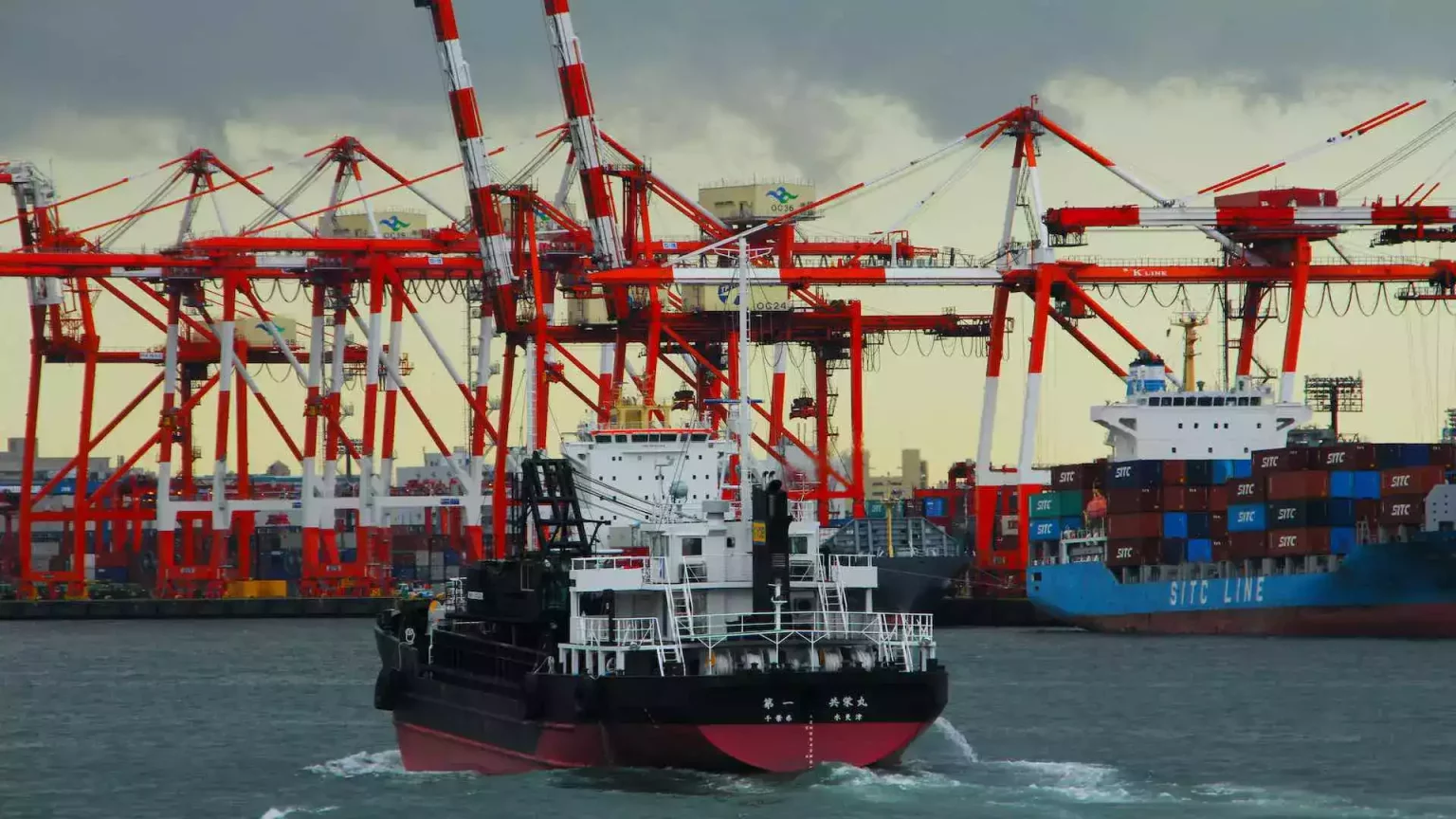 Japon ekonomisi için can damarı olan 5 büyük liman