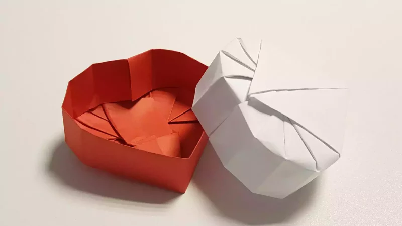Origami ile kalpli kutu yapımı