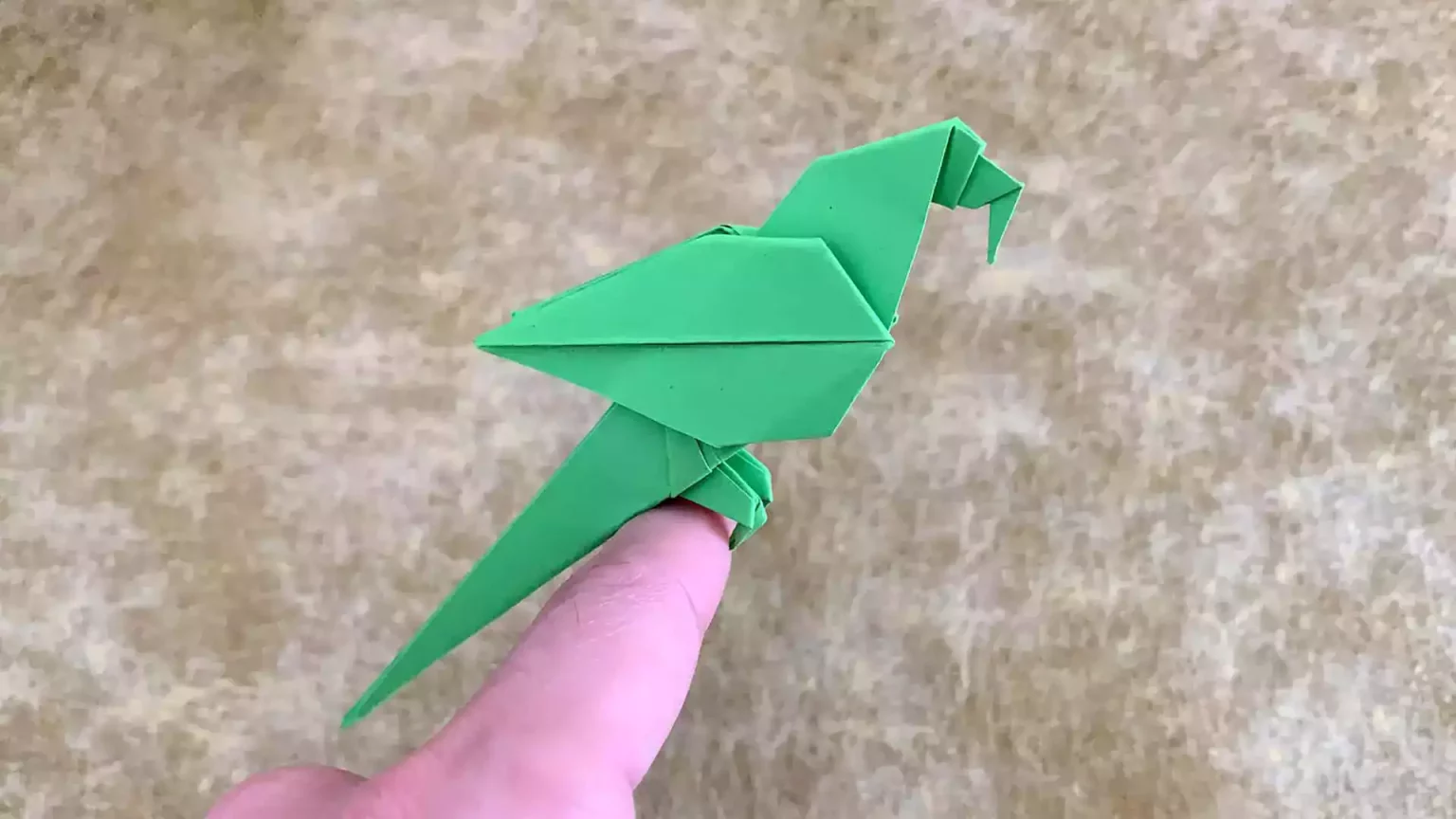 Origami ile papağan yapımı